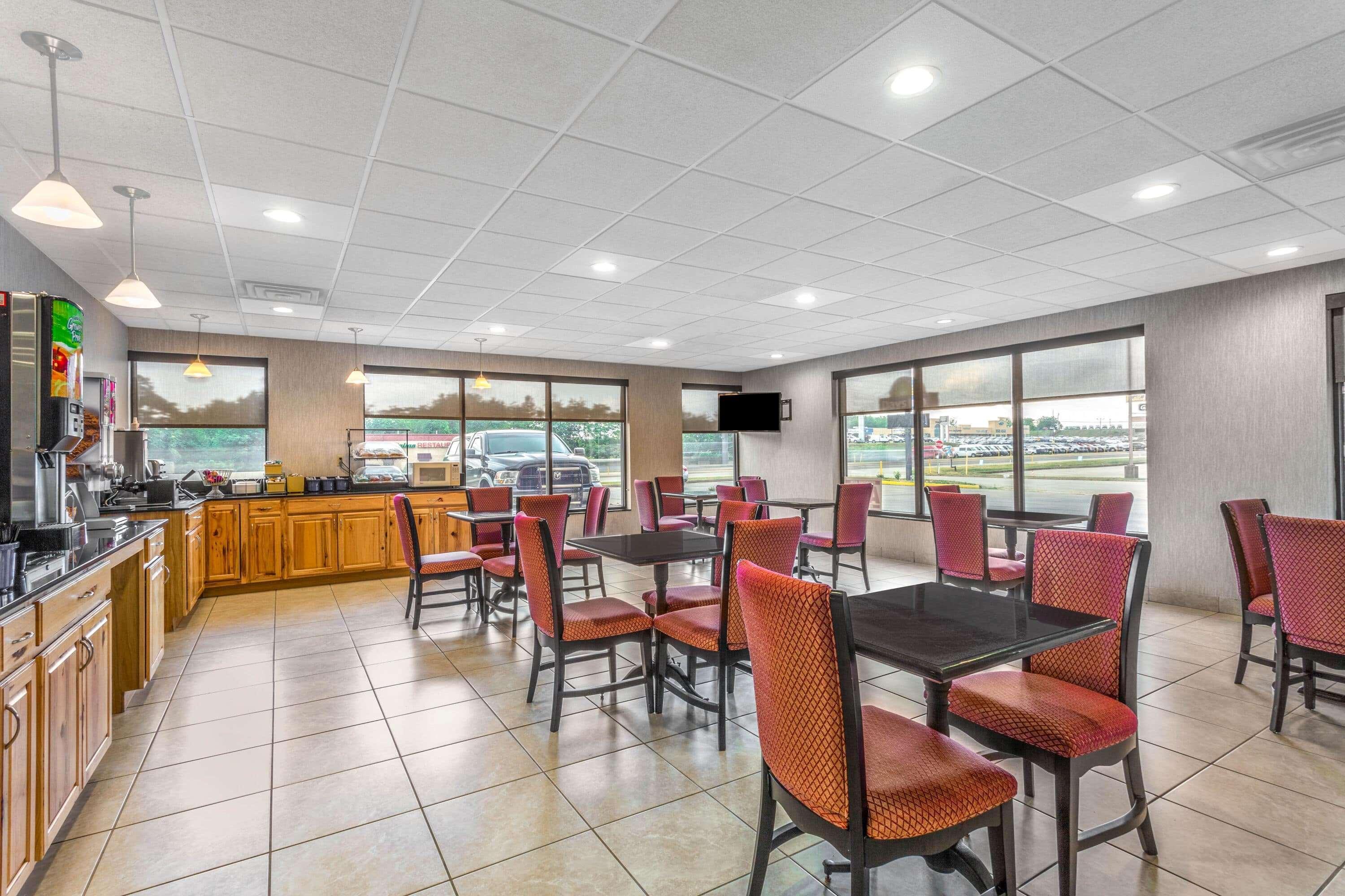 Days Inn By Wyndham Blairsville Екстер'єр фото