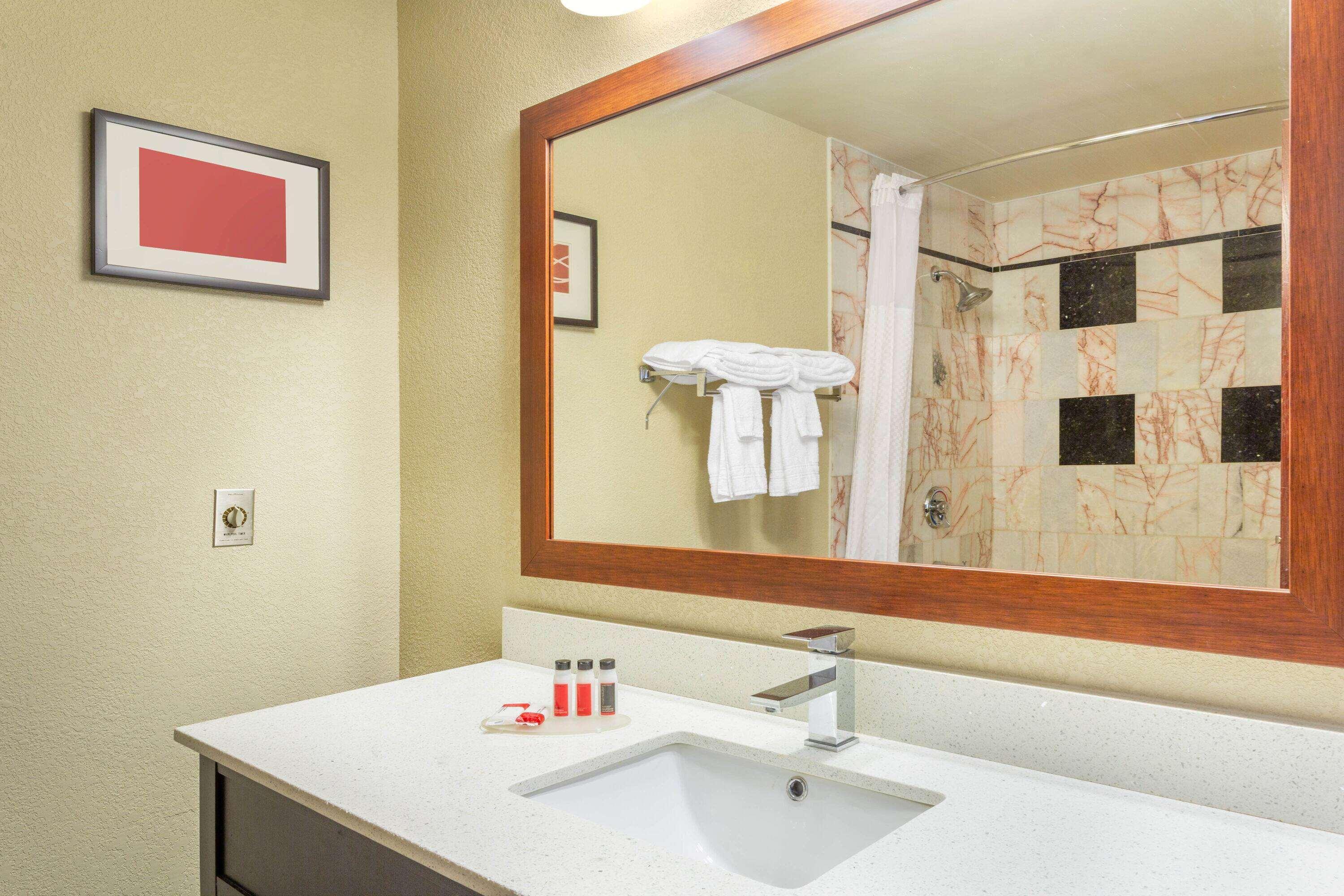Days Inn By Wyndham Blairsville Екстер'єр фото