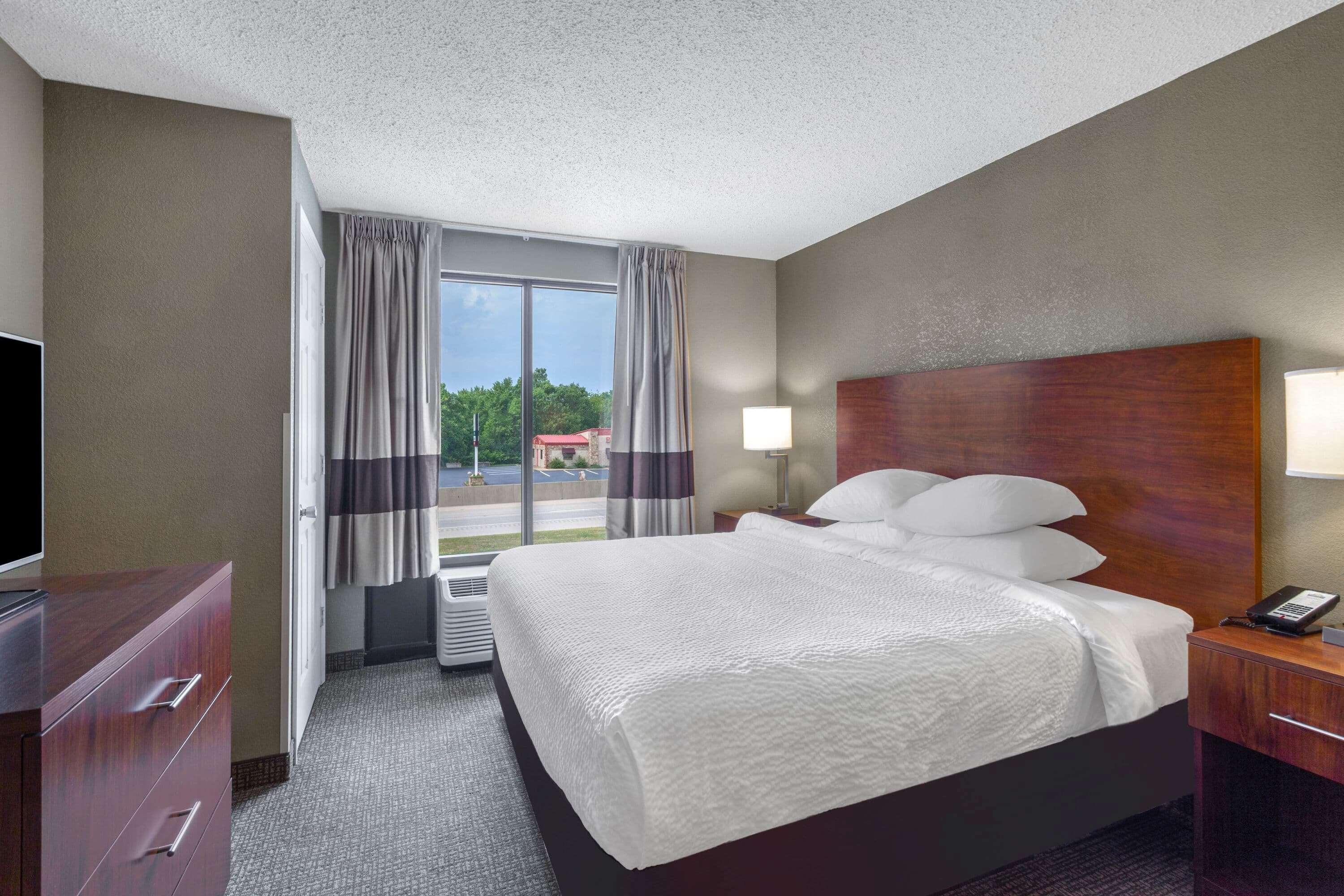 Days Inn By Wyndham Blairsville Екстер'єр фото