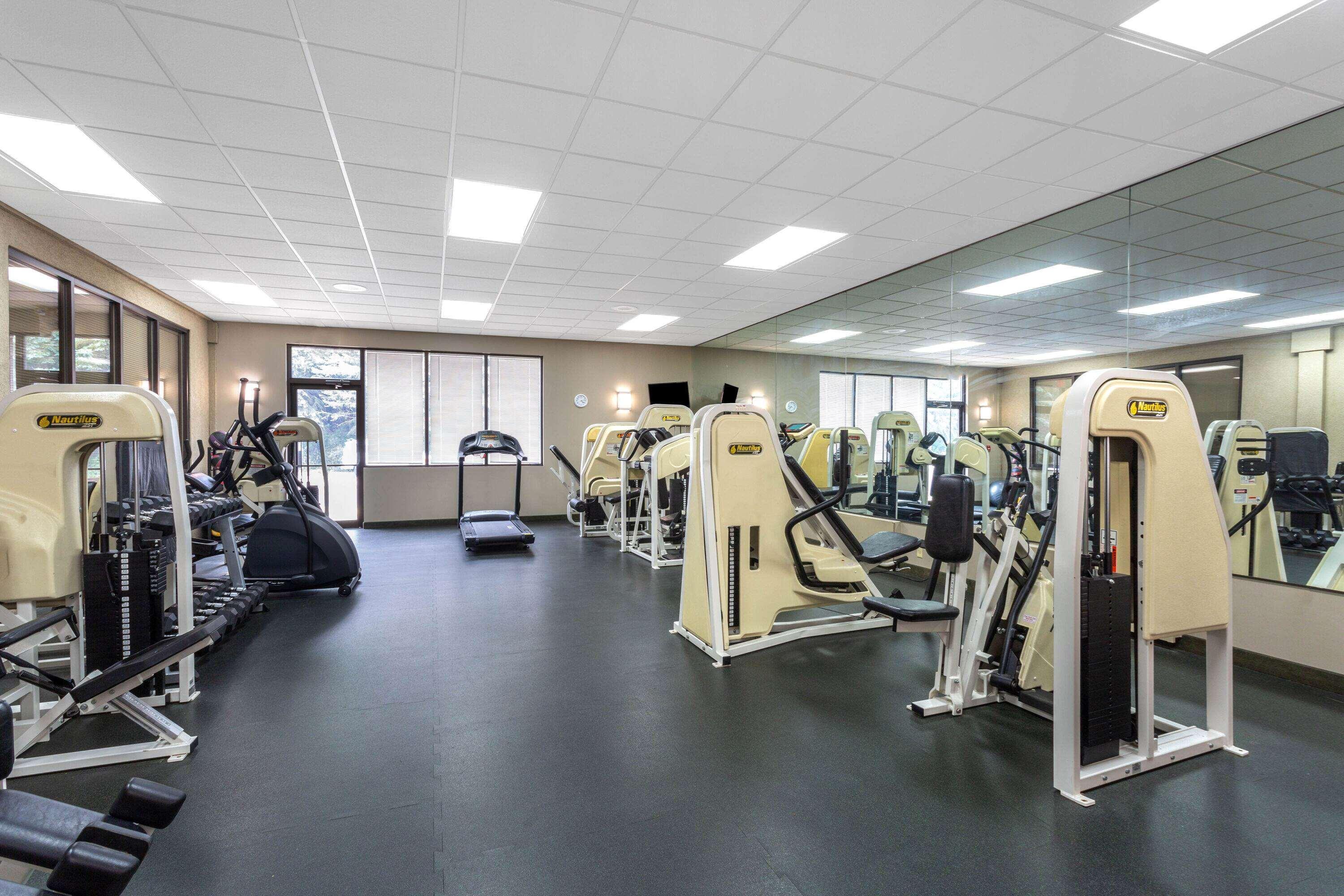 Days Inn By Wyndham Blairsville Екстер'єр фото